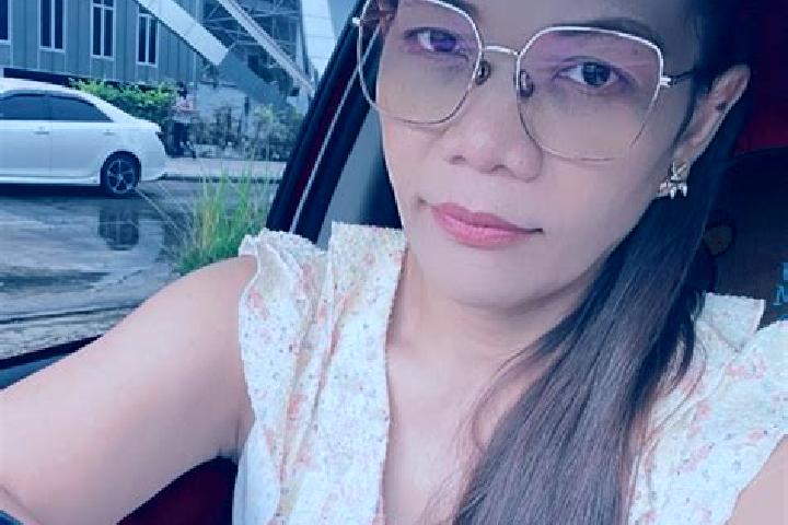 Emma, 36 — Escort in Wolfhausen, Switzerland