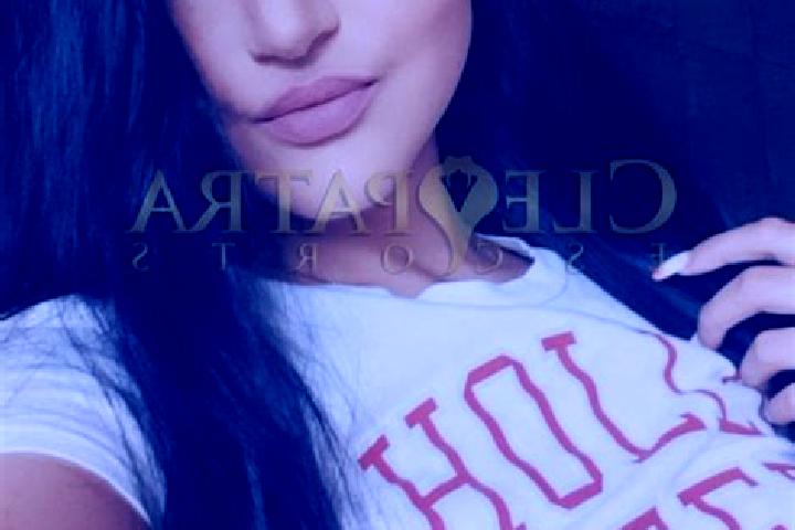 Emma, 37, a black dark-eyed european companion based in Sokolow Podlaski. Offering Couples, Fetish, Roleplay, OWO, Tantra. Available for incall and outcall, ...