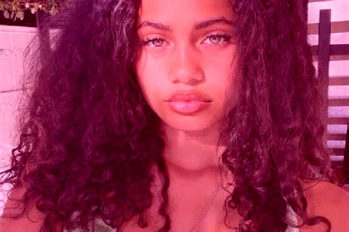 Emma, 37, a black green-eyed mixed companion based in Beauport. Offering Domination, CIM, Tantra, Dinner Date. Available for incall and outcall, overnight bo...