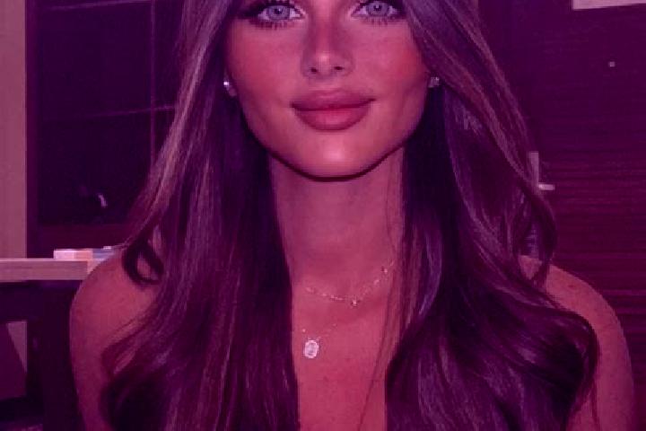 Emma, 37, a brunette dark-eyed latina companion based in Rutsweiler an der Lauter. Offering OWO, Duos, Striptease. Available for incall and outcall, overnigh...