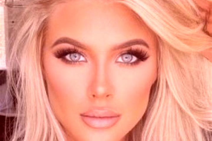 Emma, 37, a platinum blonde amber-eyed slavic companion based in Posada. Offering Duos, OWO, Massage, Dinner Date, Tantra. Available for incall and outcall, ...