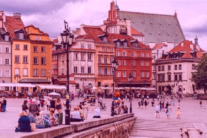 Emma, 37 — Escort in Bliszczyce, Poland