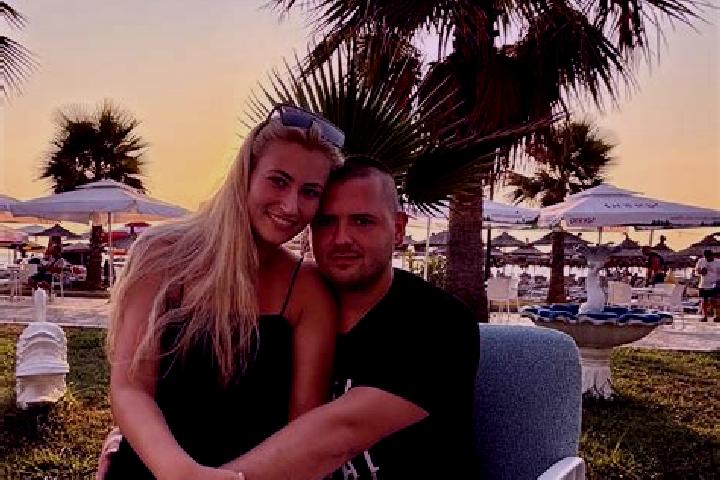 Emma, 37 — Escort in Boldog, Hungary