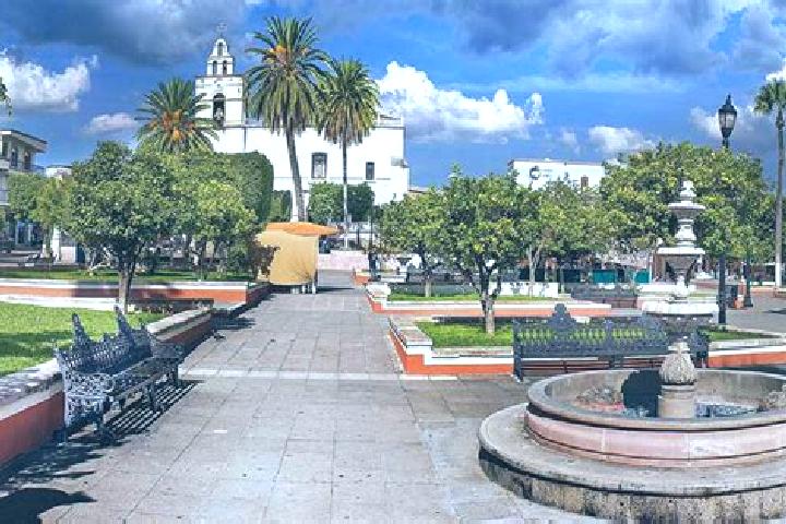Emma, 37 — Escort in Calvillo, Mexico