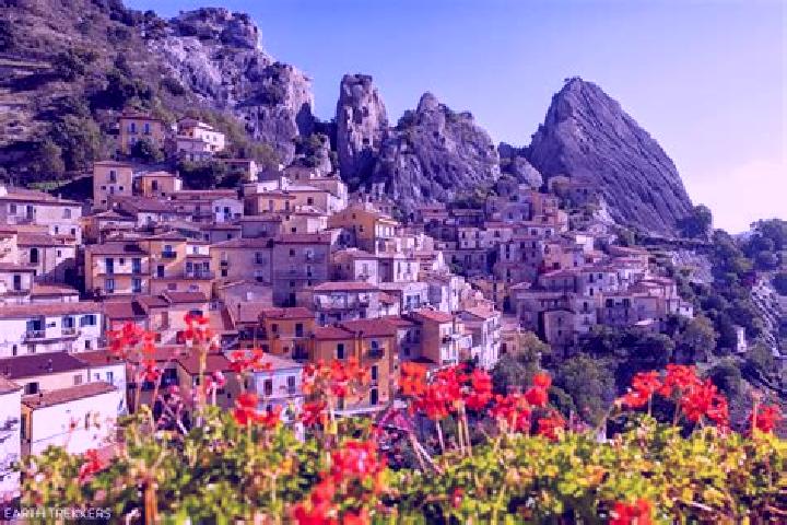 Emma, 37 — Escort in Castelmezzano, Italy