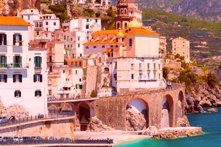 Emma, 37 — Escort in Colloredo di Prato, Italy