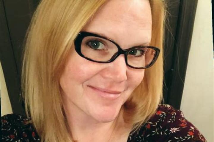 Emma, 37 — Escort in Faison, United States
