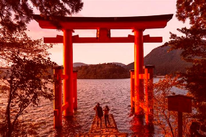 Emma, 37 — Escort in Hakone, Japan