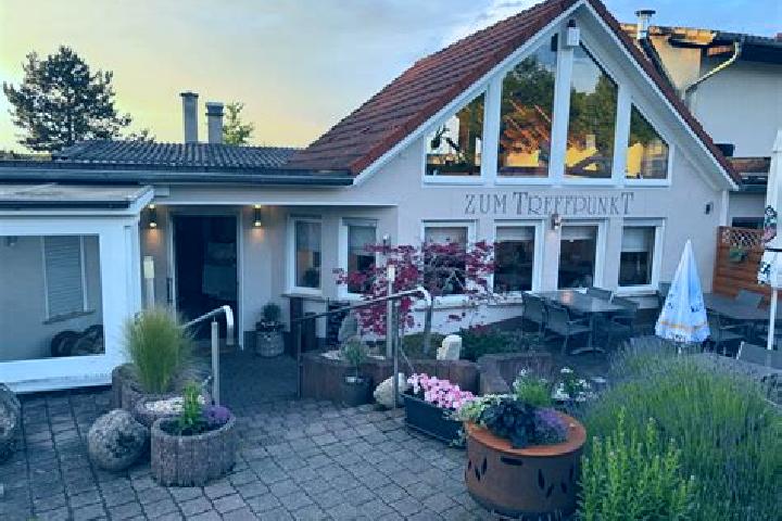Emma, 37 — Escort in Hasselbach, Germany