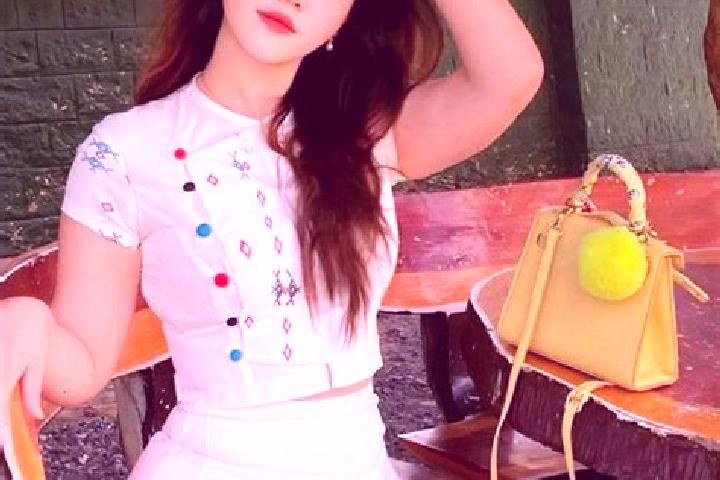 Emma, 37 — Escort in Saung Lin, Myanmar