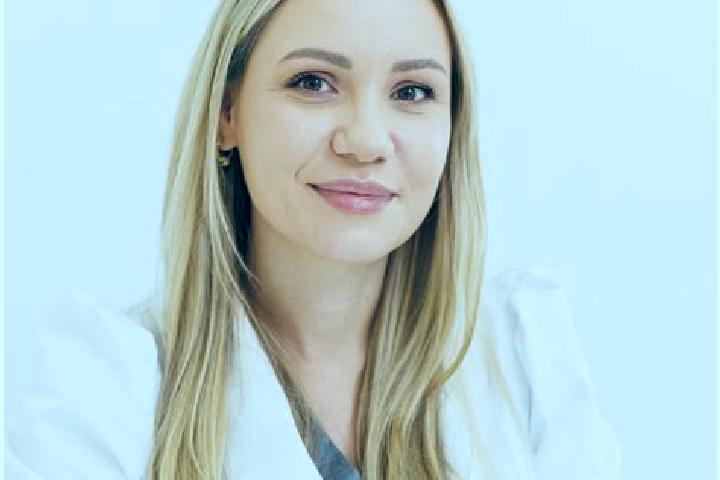 Emma, 37 — Escort in Surdila-Greci, Romania