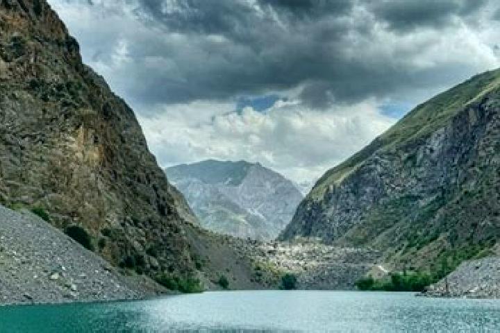 Emma, 37 — Escort in Tajikobod, Tajikistan