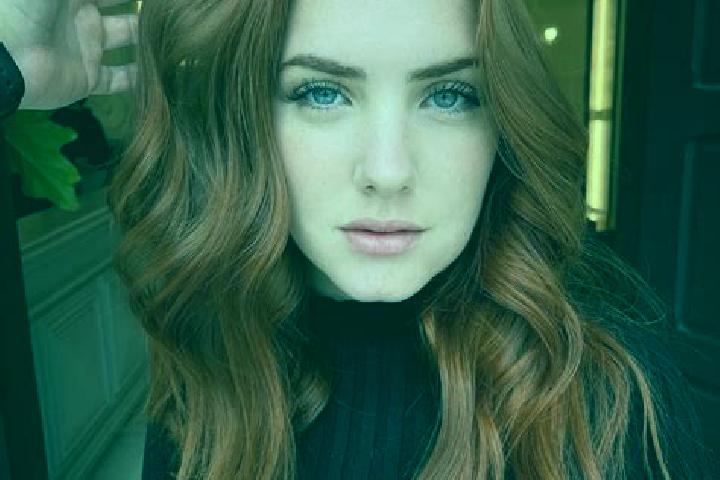 Emma, 38, a auburn blue-eyed middle eastern companion based in Chahuite. Offering OWO, Travel Companion, Roleplay, 69. Available for incall and outcall, day ...