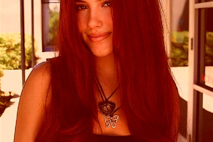 Emma, 38, a auburn brown-eyed mediterranean companion based in Mukomuko. Offering Dinner Date, Travel Companion, Party Girl. Available for incall and outcall...