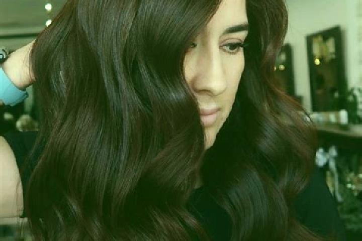 Emma, 38, a auburn dark-eyed mixed companion based in Bela Vista. Offering Striptease, Roleplay, GFE. Available for incall and outcall, overnight bookings av...