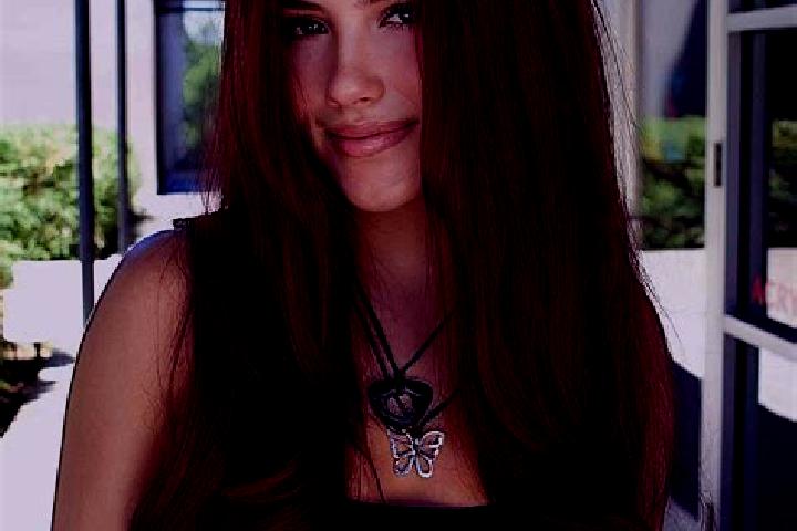 Emma, 38, a auburn dark-eyed slavic companion based in Midoun. Offering Massage, Erotic Massage, Overnight. Available for incall and outcall, overnight booki...