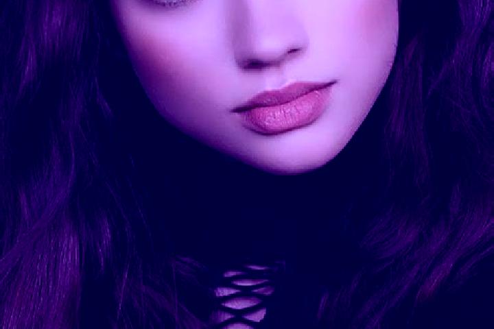 Emma, 38, a brunette dark-eyed european companion based in Seccion los Roques. Offering Roleplay, Erotic Massage, Fetish. Available for incall and outcall, o...