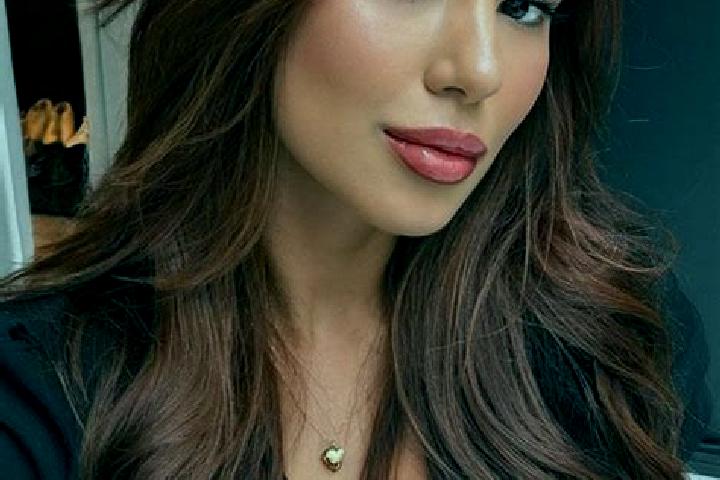 Emma, 38, a chestnut dark-eyed latina companion based in Alberton. Offering Domination, Roleplay, A-Level, Dinner Date, Deep French Kissing. Available for in...