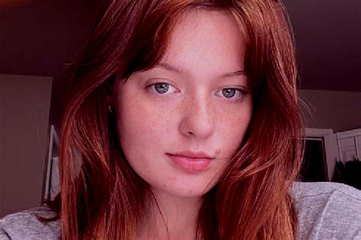 Emma, 38, a red brown-eyed mediterranean companion based in Bellaria-Igea Marina. Offering Striptease, GFE, Duos. Available for incall and outcall, day and e...