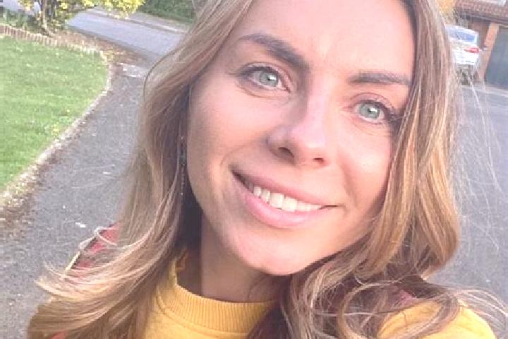 Emma, 38 — Escort in Dymock, United Kingdom