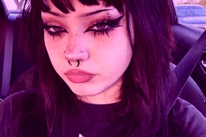 Emma, 38 — Escort in Goth Garelo, Pakistan