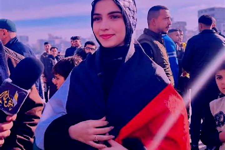 Emma, 38 — Escort in Hajji Beyk, Iran