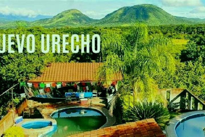 Emma, 38 — Escort in Nuevo Urecho, Mexico