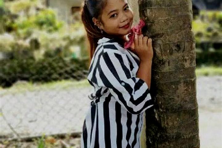 Emma, 38 — Escort in Tambilil, Philippines