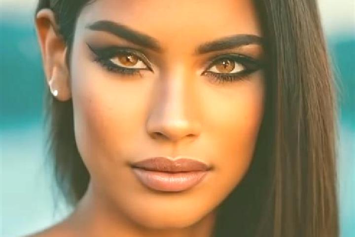 Emma, 39, a black hazel-eyed latina companion based in Pohorelice. Offering GFE, Striptease, Roleplay, 69. Available for incall and outcall, day and evening ...