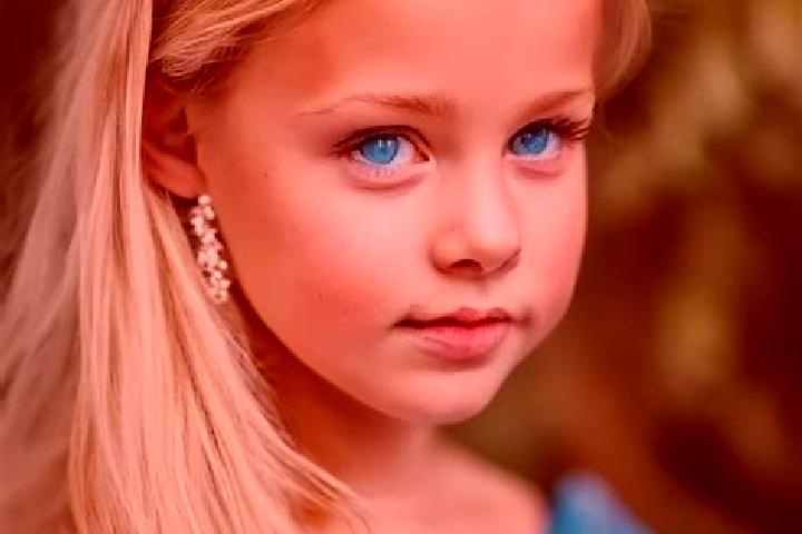 Emma, 39, a blonde blue-eyed middle eastern companion based in Coroieni. Offering 69, Dinner Date, Deep French Kissing, Tantra. Available for incall and outc...