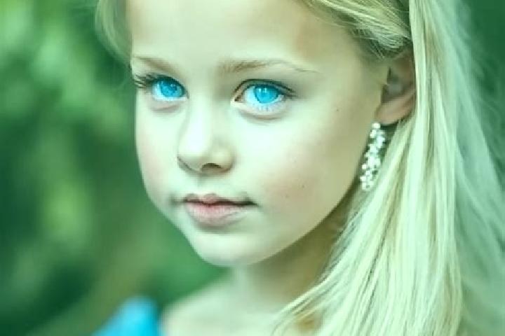 Emma, 39, a blonde blue-eyed middle eastern companion based in Puianello. Offering OWO, Domination, BDSM. Available for incall and outcall, overnight booking...