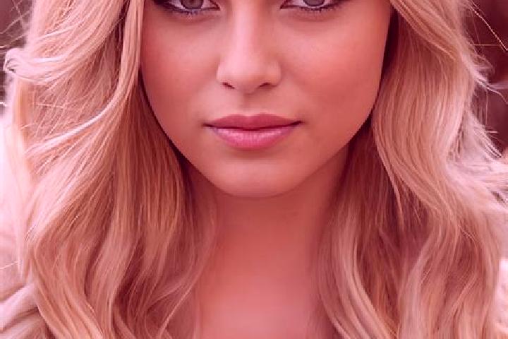 Emma, 39, a dark blonde green-eyed caribbean companion based in Forest Hill. Offering GFE, 69, CIM, Deep French Kissing, A-Level. Available for incall and ou...