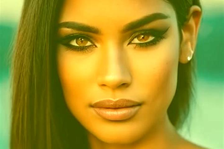 Emma, 39, a red dark-eyed latina companion based in Schitu Scoicesti. Offering CIM, BDSM, Couples, Domination. Available for incall and outcall, day and even...