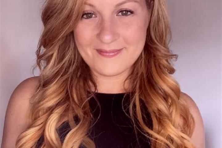 Emma, 39 — Escort in Acy-Romance, France