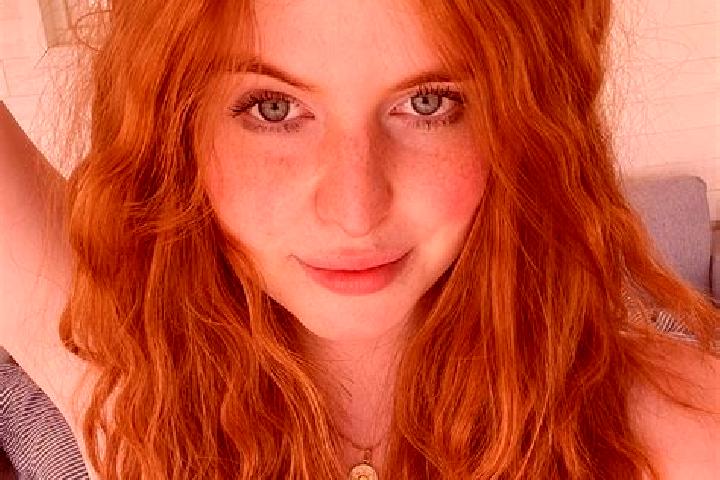 Emma, 39 — Escort in Redhead, Australia