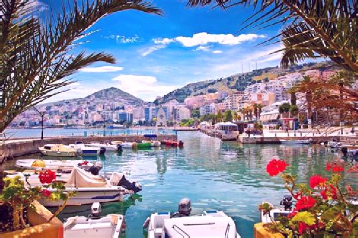 Emma, 39 — Escort in Zavaline, Albania