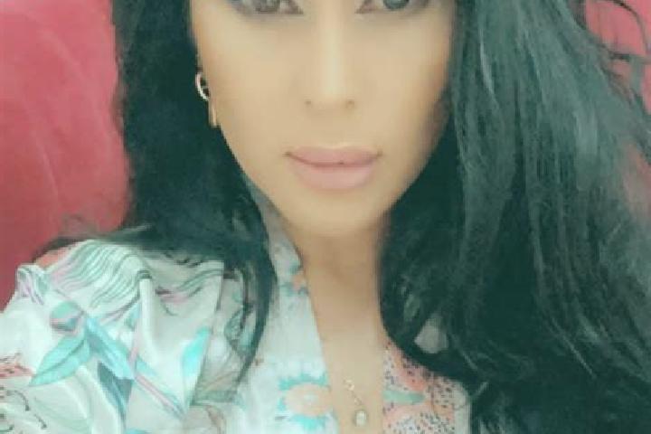 escort Ab Shirin