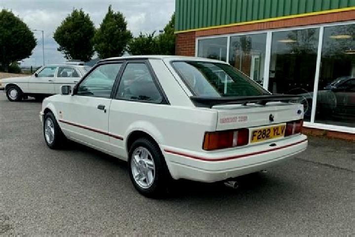 escort Adenta