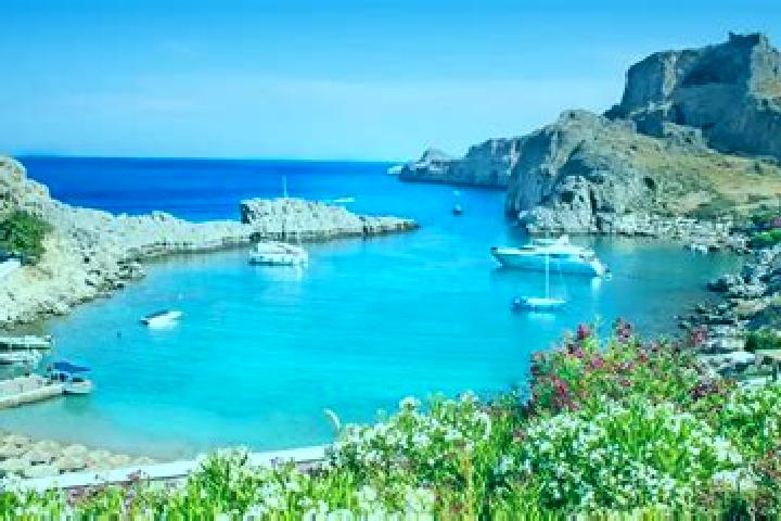 escort Agios Pavlos