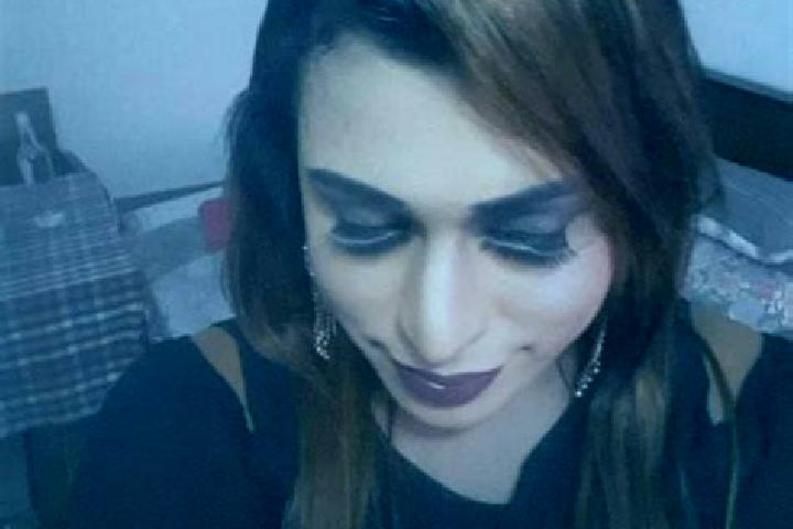 escort Aksha
