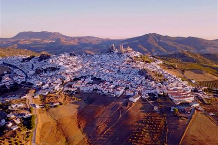 escort Alcala del Valle