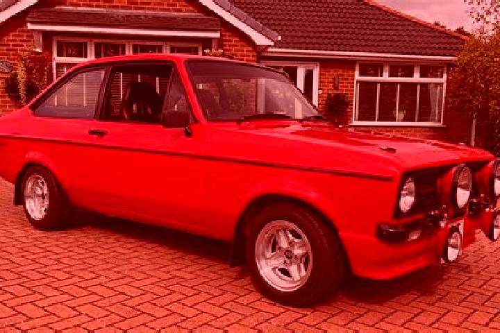 escort Aldbury