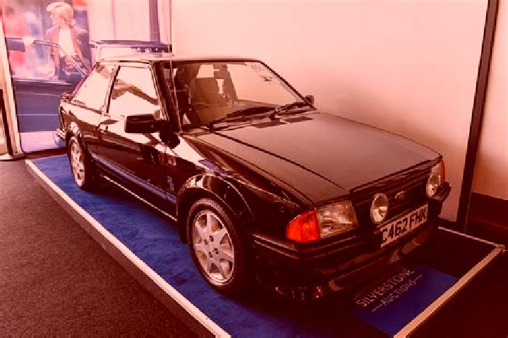escort Alderholt