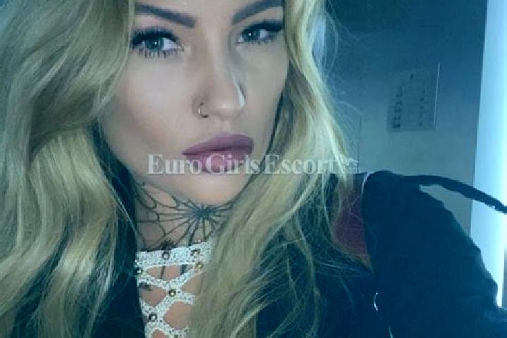 escort Alexis