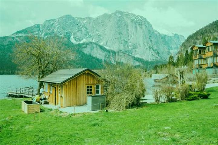 escort Altaussee