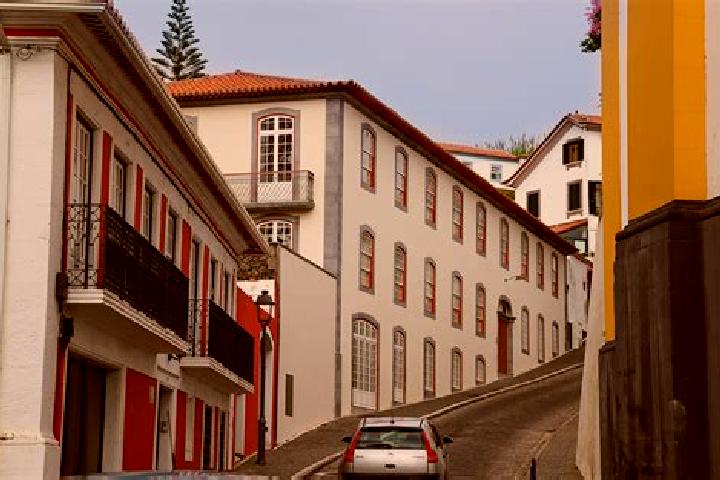 escort Angra do Heroismo