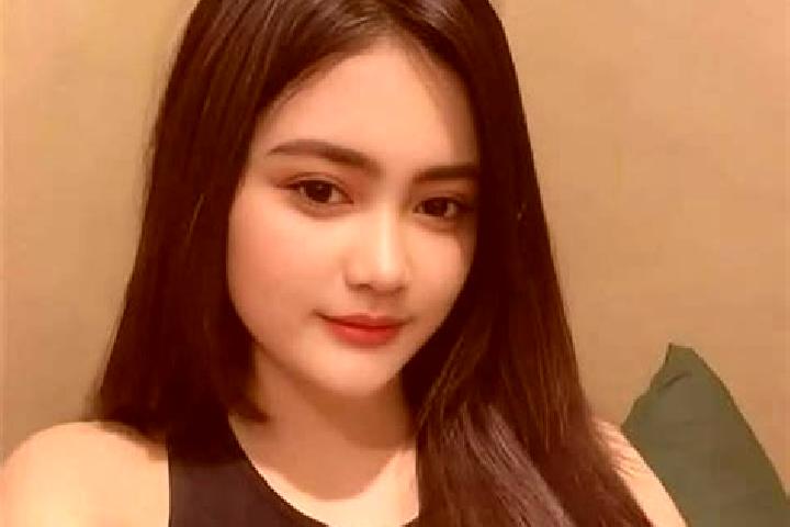 escort Anjani Budruk