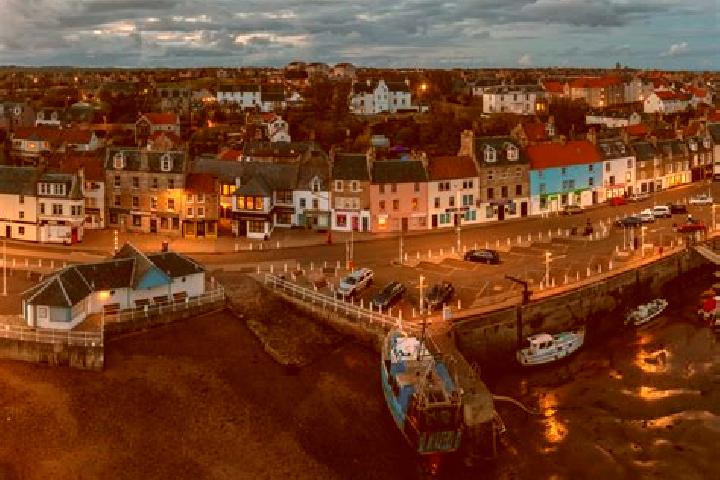 escort Anstruther