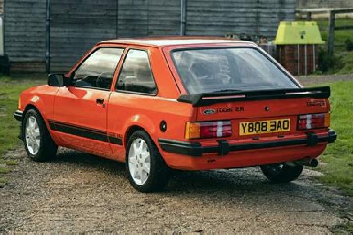 escort Arlesey