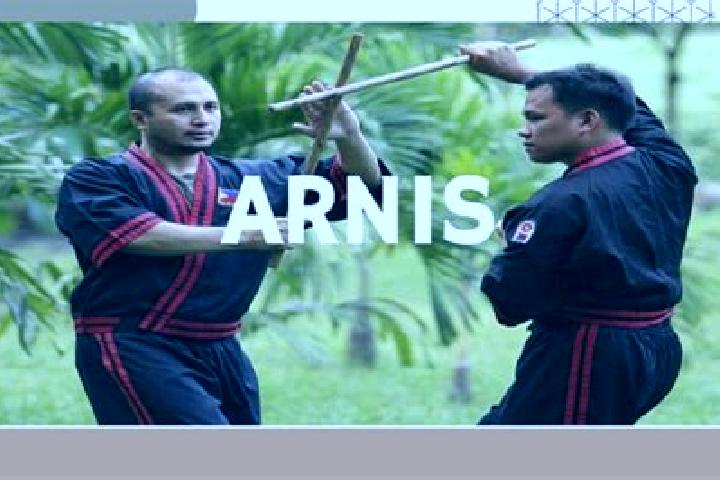 escort Arnis